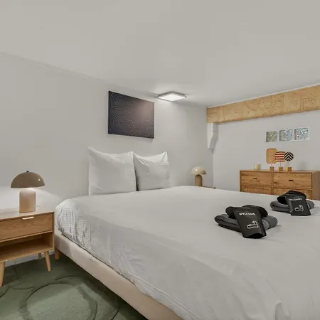 Paris, Aux Portes Du Marais, Duplex De Caractere Climatise, 2 شقة *