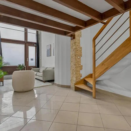 Aux Portes Du Marais, Duplex De Caractère Avec 2 *